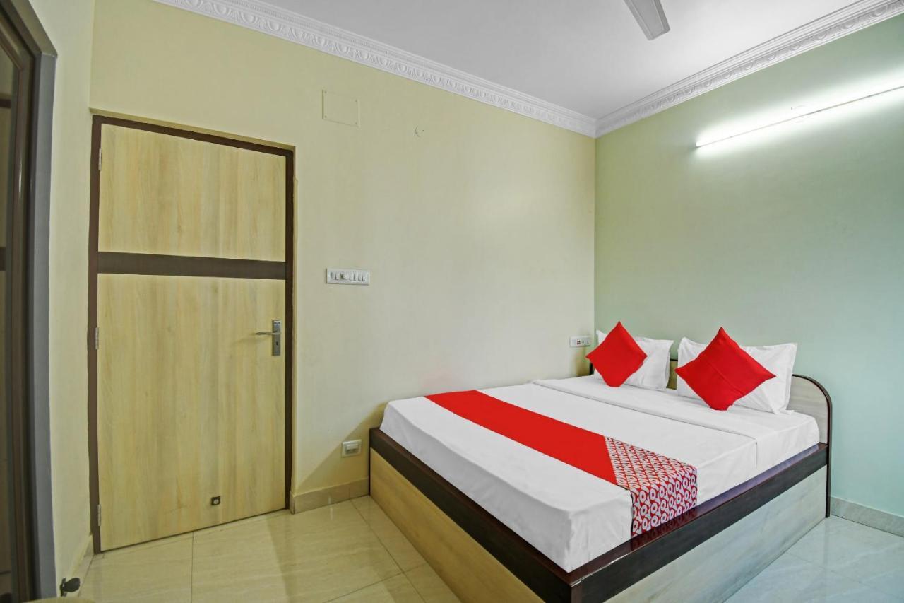 Oyo Flagship 84655 S S Guest House Καλκούτα Εξωτερικό φωτογραφία