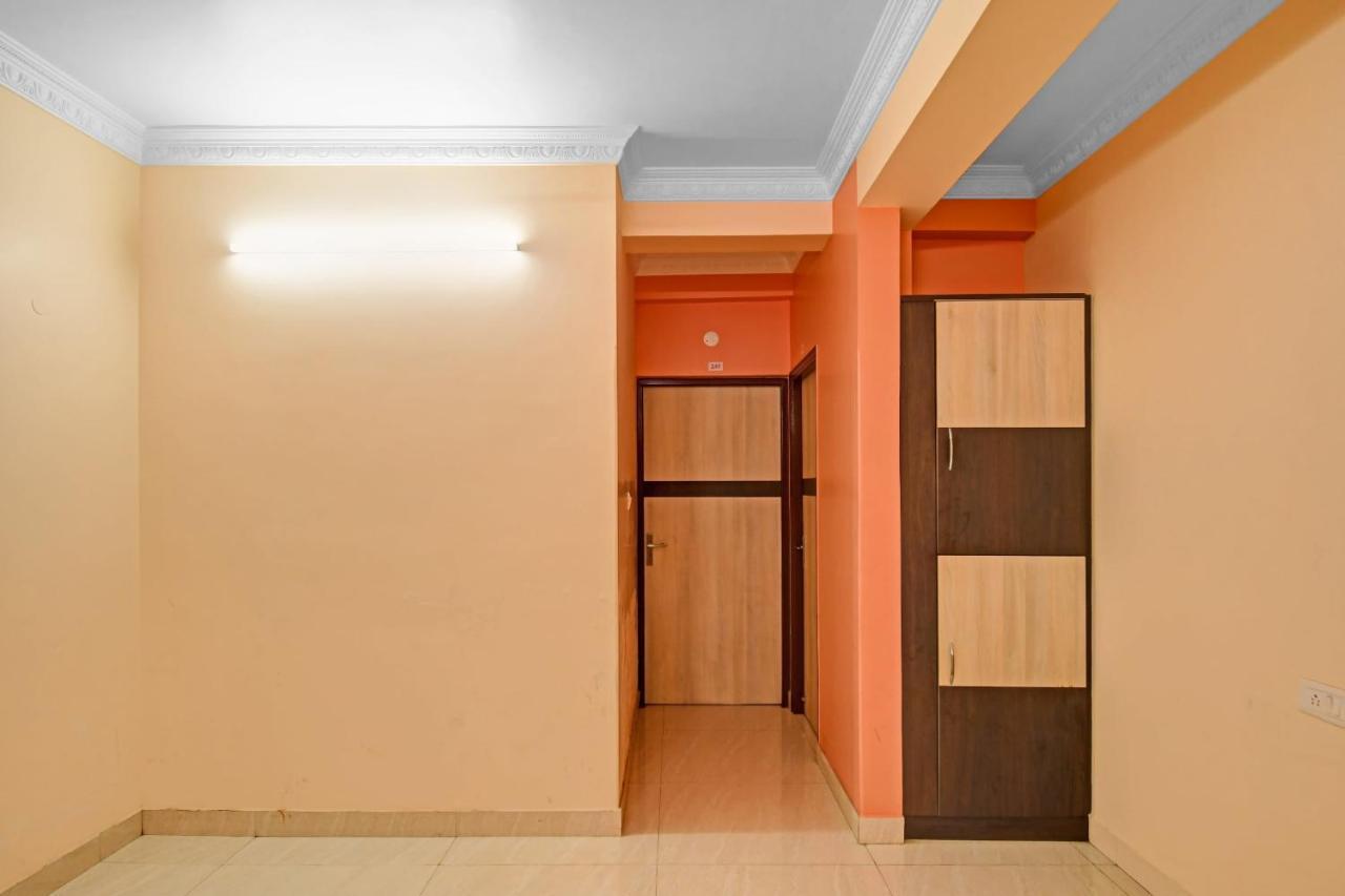 Oyo Flagship 84655 S S Guest House Καλκούτα Εξωτερικό φωτογραφία