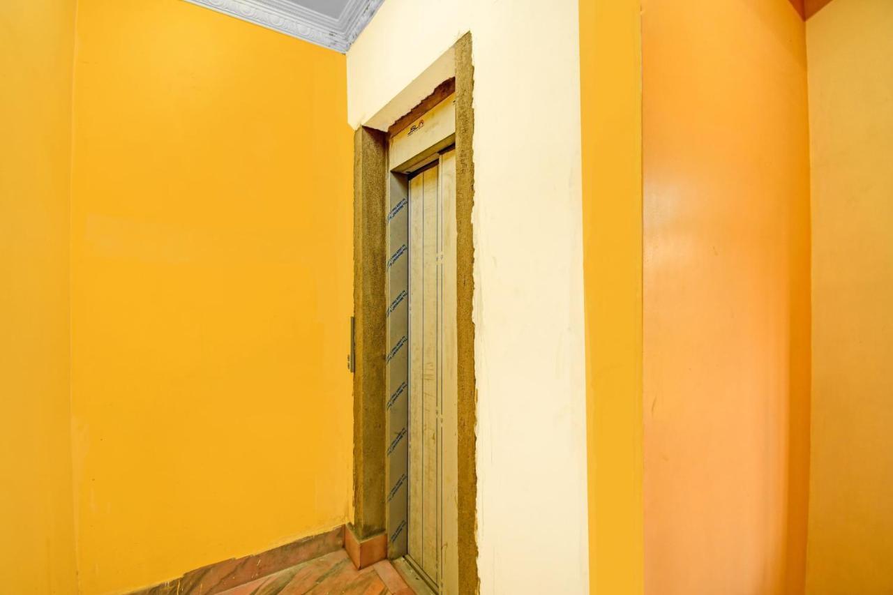 Oyo Flagship 84655 S S Guest House Καλκούτα Εξωτερικό φωτογραφία